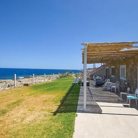 Semesterbostad Stunning In With House Sea View *