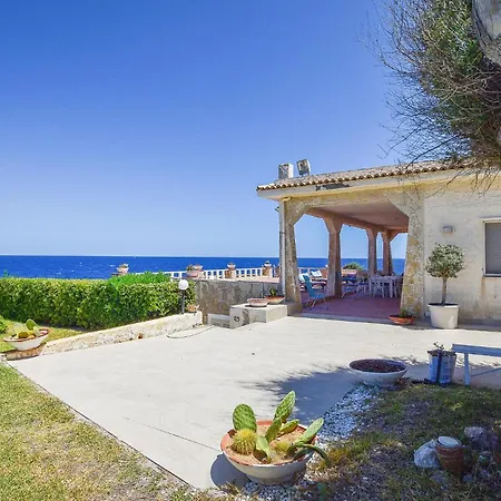 Stunning In With House Sea View *
