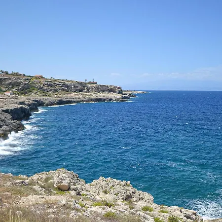 Semesterbostad Stunning In With House Sea View